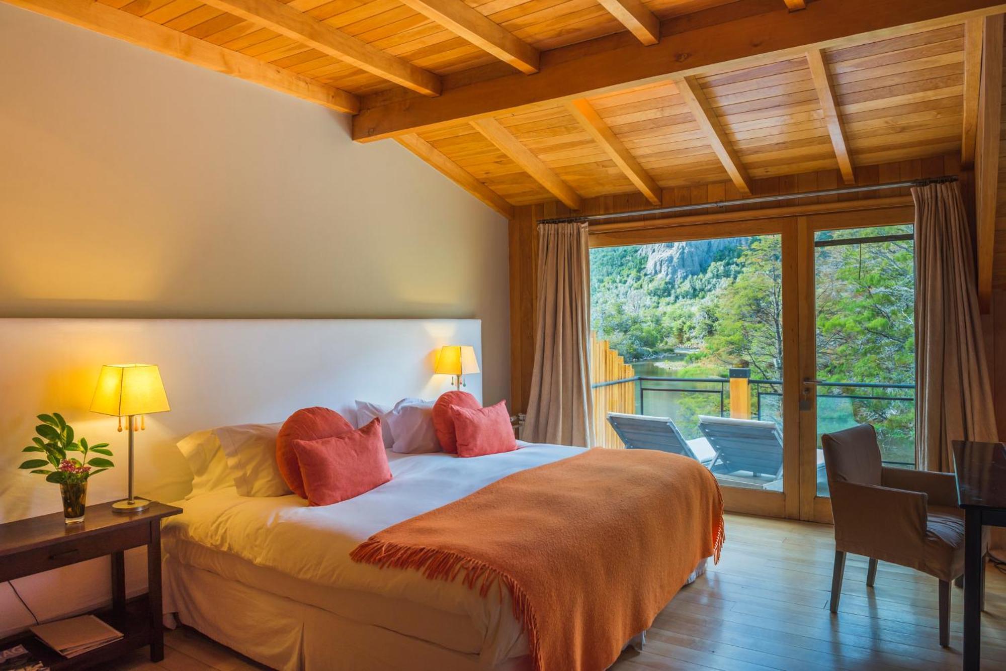 Rio Hermoso Hotel De Montana San Martin de los Andes Bagian luar foto